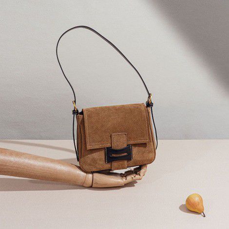 Postman bag, versatile autumn and winter cowhide small square bag, fashionable and retro high-end single shoulder crossbody bag 