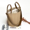 Spring new top layer cowhide women's bag, fashionable and minimalist bucket bag, contrasting color, large capacity crossbody bag, leather shoulder bag 