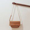 Minimalist and fashionable flip bag, high-end feeling crossbody bag, niche autumn and winter commuting versatile soft leather shoulder bag 