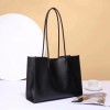 Genuine leather tote bag, new niche cowhide soft leather bucket bag, commuting bag, shoulder bag, women's large capacity, versatile 