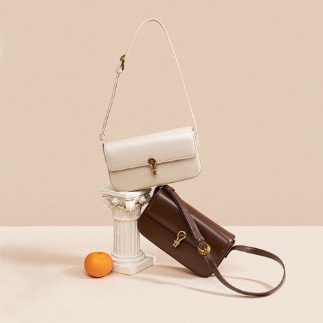 Small square bag, fashionable and simple, single shoulder bag, high-end tofu bag, cowhide underarm bag, women's crossbody bag, retro style 
