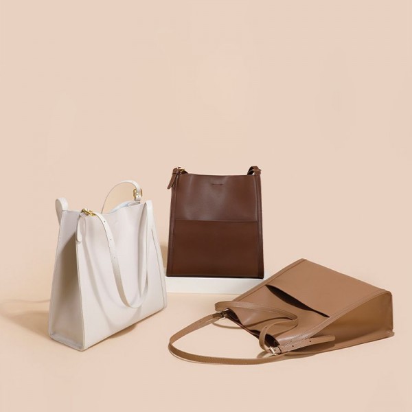 Tote bag, genuine le...