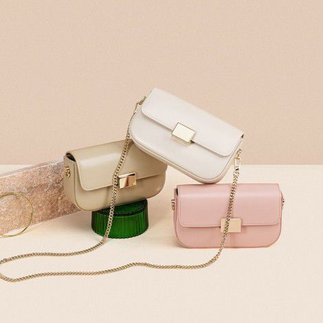 Korean niche tofu small bag, crossbody bag, genuine leather women's bag, 2023 new fashionable and versatile chain, single shoulder small square bag 