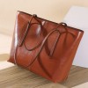 Large bag women's fashionable shoulder bag, commuting tote bag, cowhide handbag, large capacity women's bag 