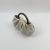 Minimalist wooden handle pleated cloud carrying handbag for women's crossbody mini bag 