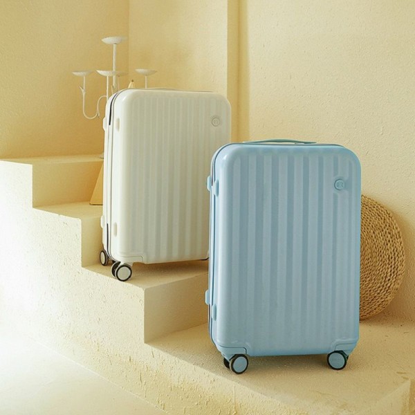 Travel luggage 20 tr...