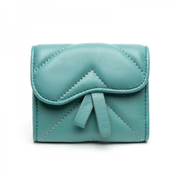 Minimalist women's wallet...